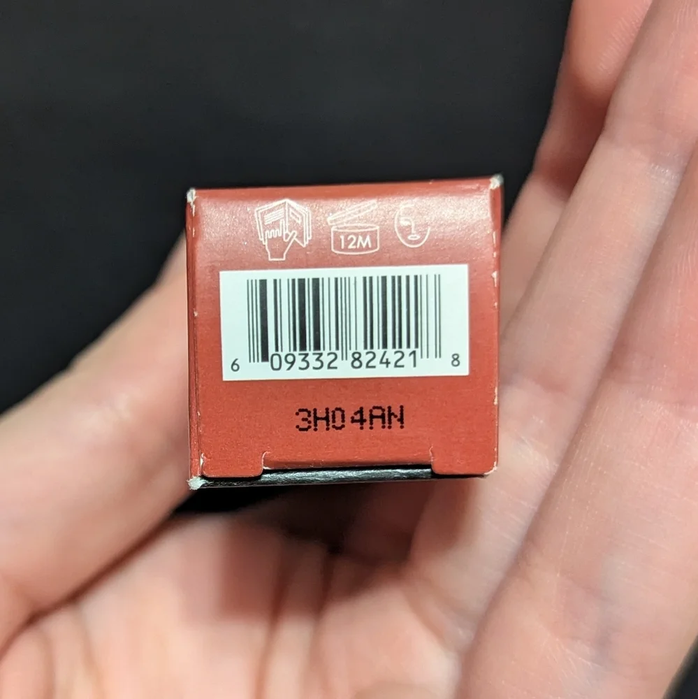 e.l.f. Camo Liquid Blush Color: Berry Well